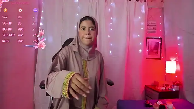 NaylaAbadi online show from March 4, 2026, 12:57 pm