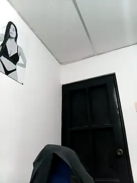 Snapshot of Sarahy- chatting on November 14, 2025, 11:19 pm Sarahy- online show from November 14, 2025, 11:19 pm