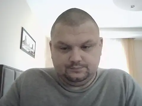 Snapshot of cyrex_monster chatting on November 25, 2025, 8:47 am cyrex monster online show from November 25, 2025, 8:47 am