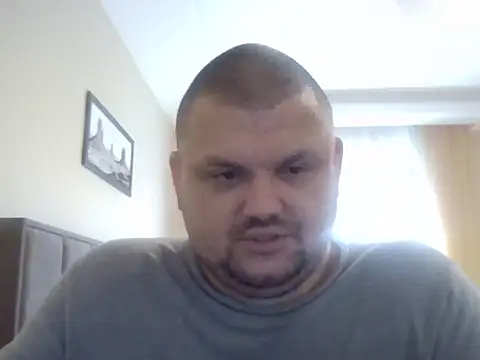 Snapshot of cyrex_monster chatting on November 14, 2025, 7:12 am cyrex monster online show from November 14, 2025, 7:12 am