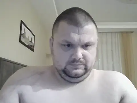 Snapshot of cyrex_monster chatting on November 18, 2025, 6:11 pm cyrex monster online show from November 18, 2025, 6:11 pm