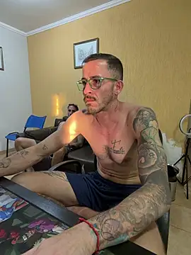 Lucasjandre online show from June 15, 2026, 8:19 pm