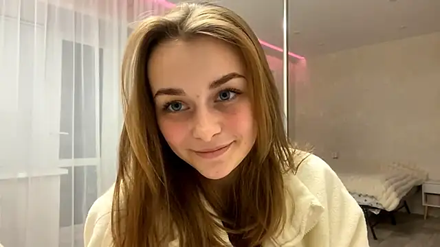 GeralynChiszar online show from March 5, 2026, 8:16 pm