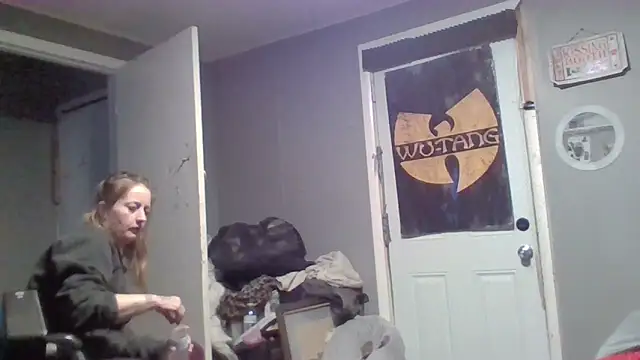 sexxxilexxxi44 online show from February 15, 2026, 4:24 am