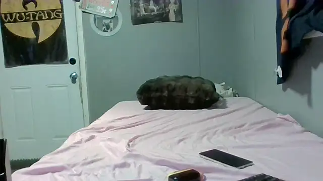 sexxxilexxxi44 online show from February 17, 2026, 3:37 am