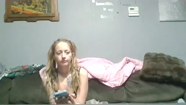 sexxxilexxxi44 online show from March 13, 2026, 7:24 am