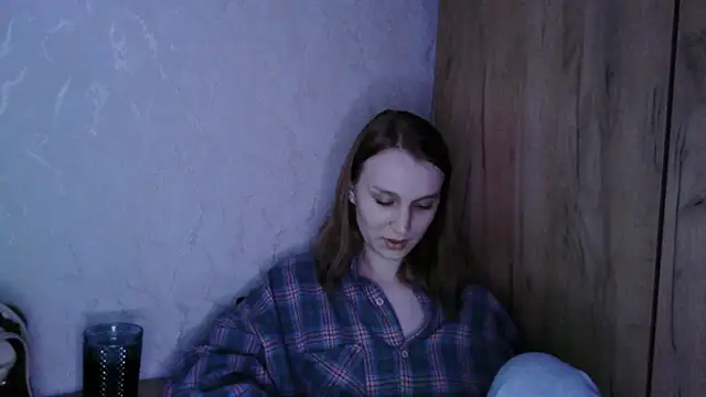 Sweet as honey online show from November 11, 2025, 6:36 pm