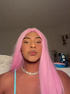 Snapshot of Ashleythelatina chatting on July 14, 2026, 8:15 pm Ashleythelatina online show from July 14, 2026, 8:15 pm