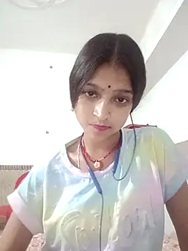 Snapshot of Mohnicute chatting on May 11, 2026, 1:18 am Mohnicute online show from May 11, 2026, 1:18 am