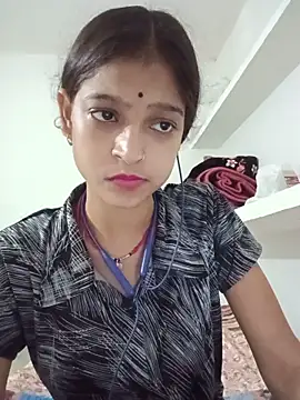 Snapshot of Mohnicute chatting on May 13, 2026, 1:23 am Mohnicute online show from May 13, 2026, 1:23 am
