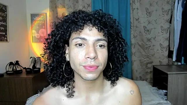 Angel White25 online show from March 19, 2026, 2:44 am