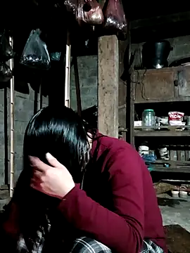 girl-hot2x online show from February 10, 2026, 12:37 pm