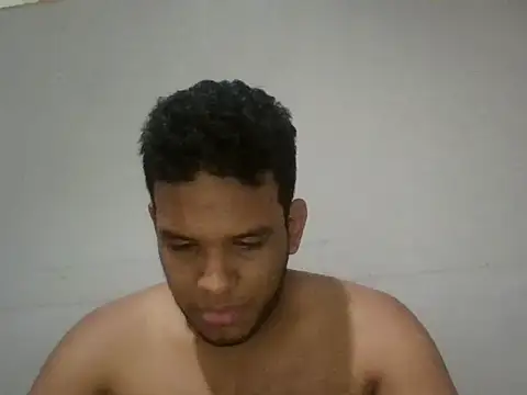 josecamsex27 online show from December 17, 2025, 3:06 pm