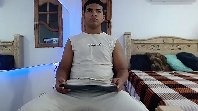 mathews    online show from November 25, 2025, 2:23 am