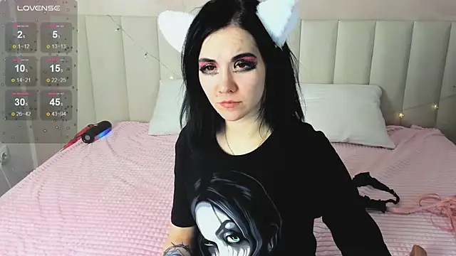 Lina Moony online show from January 9, 2026, 1:45 am