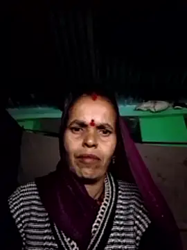 Hot juli73 online show from December 3, 2025, 4:28 pm