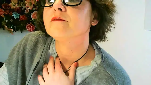 zaidapink1990 online show from March 11, 2026, 5:07 pm