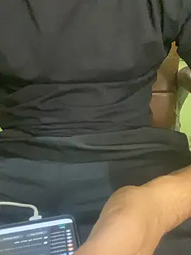 hotyyyyjonny online show from April 19, 2026, 5:36 pm