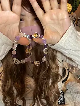 Snapshot of oxLILxMELOxo chatting on November 18, 2025, 1:03 pm oxLILxMELOxo online show from November 18, 2025, 1:03 pm