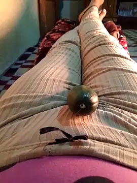 Tota sexi online show from December 1, 2025, 9:43 am