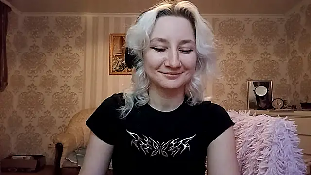 Snapshot of KyokoAck chatting on December 14, 2025, 3:06 pm KyokoAck online show from December 14, 2025, 3:06 pm