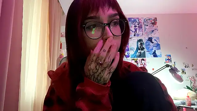 Snapshot of RacheleEliott chatting on November 19, 2025, 7:30 am RacheleEliott online show from November 19, 2025, 7:30 am