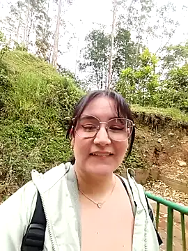 Snapshot of SaloGray8 chatting on May 19, 2026, 1:29 pm SaloGray8 online show from May 19, 2026, 1:29 pm