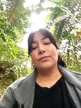 Snapshot of SaloGray8 chatting on April 30, 2026, 12:45 pm SaloGray8 online show from April 30, 2026, 12:45 pm