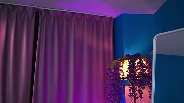 ElyssawetXX online show from April 6, 2026, 6:53 pm