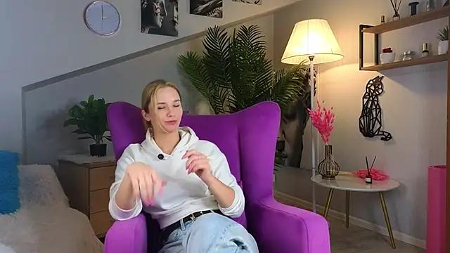 Snapshot of DellSouers chatting on November 12, 2025, 1:15 pm DellSouers online show from November 12, 2025, 1:15 pm