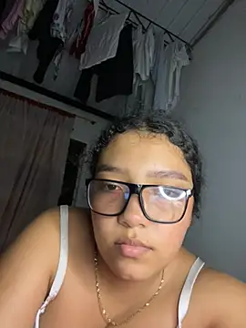 PetiteKattia online show from January 17, 2026, 5:00 am