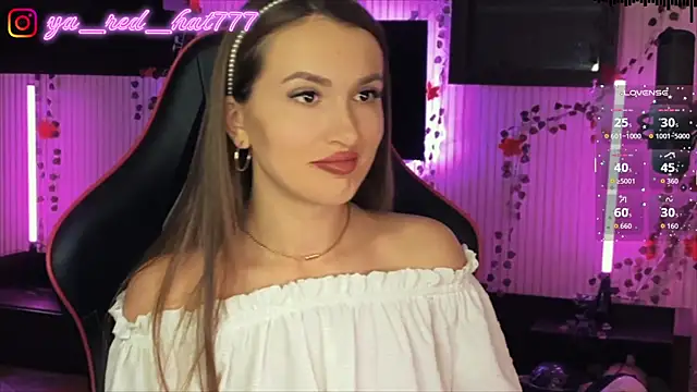 -RED HAT- online show from April 10, 2026, 5:20 pm