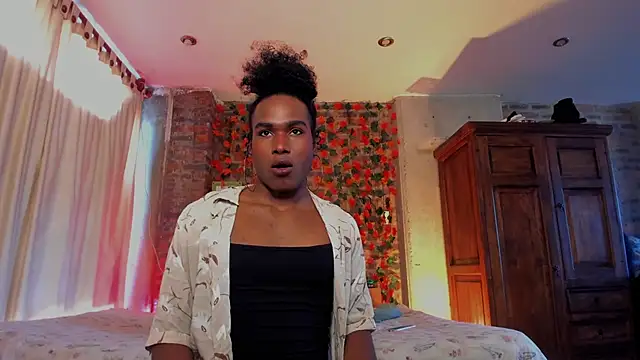 LaGoldenBitch online show from January 11, 2026, 2:02 pm