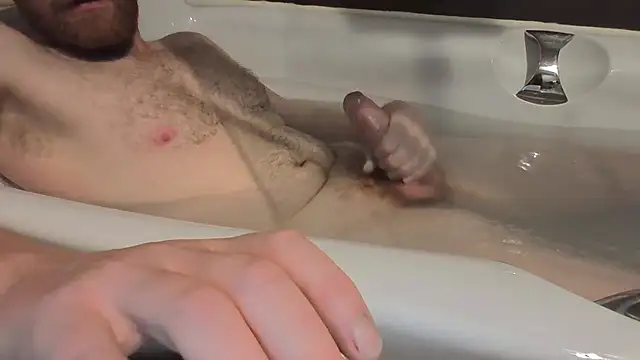 Snapshot of tomas29298 chatting on December 1, 2025, 5:03 pm tomas29298 online show from December 1, 2025, 5:03 pm