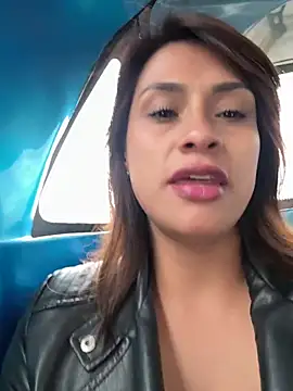 valeria absurdah online show from January 14, 2026, 8:34 pm