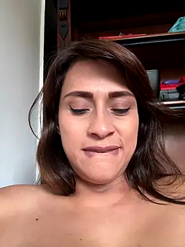 Snapshot of valeria_absurdah chatting on December 13, 2025, 8:04 pm valeria absurdah online show from December 13, 2025, 8:04 pm