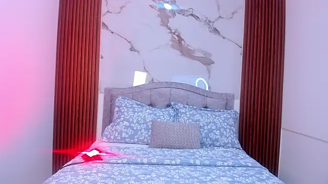 KaliBloom online show from November 20, 2025, 7:25 pm