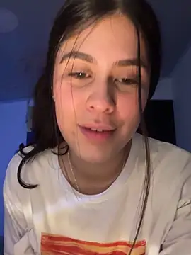 Snapshot of lucyrain_18 chatting on November 18, 2025, 2:16 am lucyrain 18 online show from November 18, 2025, 2:16 am