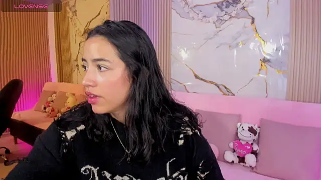 Snapshot of Joselyn_tay chatting on June 3, 2026, 12:50 pm Joselyn tay online show from June 3, 2026, 12:50 pm