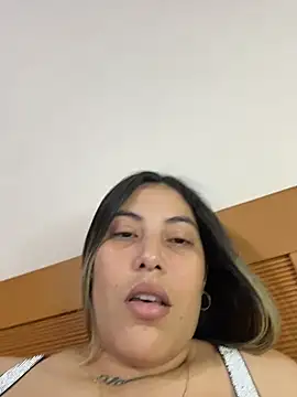 Snapshot of Anna_Bitch_Disgusting chatting on December 13, 2025, 10:49 pm Anna Bitch Disgusting online show from December 13, 2025, 10:49 pm