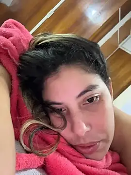 Snapshot of Anna_Bitch_Disgusting chatting on November 28, 2025, 12:27 pm Anna Bitch Disgusting online show from November 28, 2025, 12:27 pm