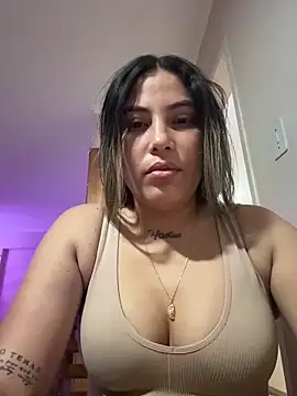 Snapshot of Anna_Bitch_Disgusting chatting on December 16, 2025, 5:55 am Anna Bitch Disgusting online show from December 16, 2025, 5:55 am