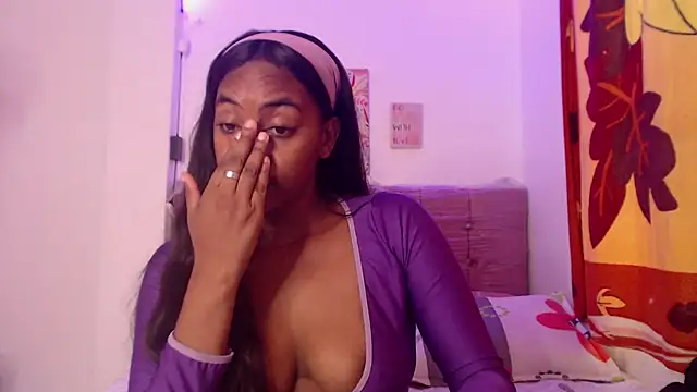 AishaOwens online show from March 3, 2026, 5:20 pm