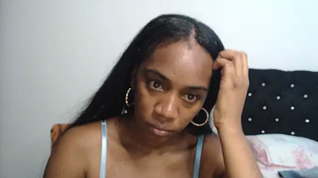 AishaOwens online show from November 27, 2025, 7:36 pm