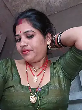 Snapshot of Hot_kamla chatting on August 2, 2026, 10:57 am Hot kamla online show from August 2, 2026, 10:57 am