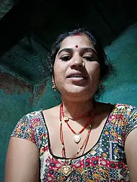 Snapshot of Hot_kamla chatting on July 22, 2026, 11:18 pm Hot kamla online show from July 22, 2026, 11:18 pm