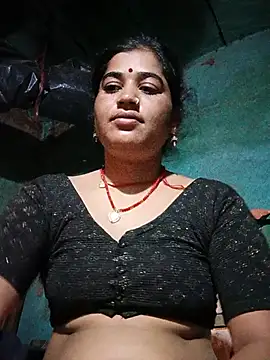 Snapshot of Hot_kamla chatting on July 2, 2026, 10:16 pm Hot kamla online show from July 2, 2026, 10:16 pm