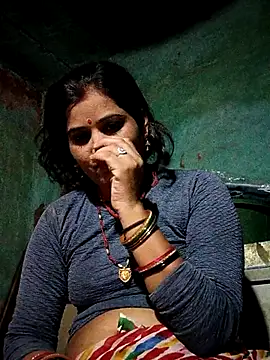 Snapshot of Hot_kamla chatting on July 24, 2026, 4:58 pm Hot kamla online show from July 24, 2026, 4:58 pm