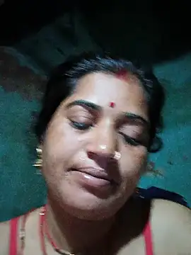 Snapshot of Hot_kamla chatting on July 29, 2026, 8:52 pm Hot kamla online show from July 29, 2026, 8:52 pm