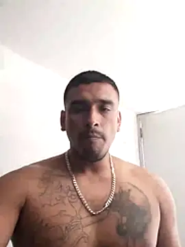 Solo privado online show from May 18, 2026, 5:29 pm